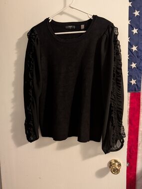 Women's Black Ruffle-Sleeve Long-Sleeve Top